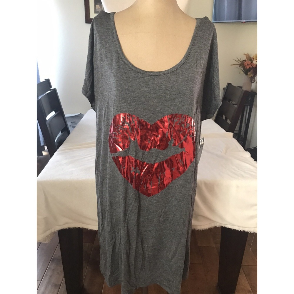 Scarlett Intimates Womens Sleepshirt Gown Red Foiled Lips Print Gray Sz XL